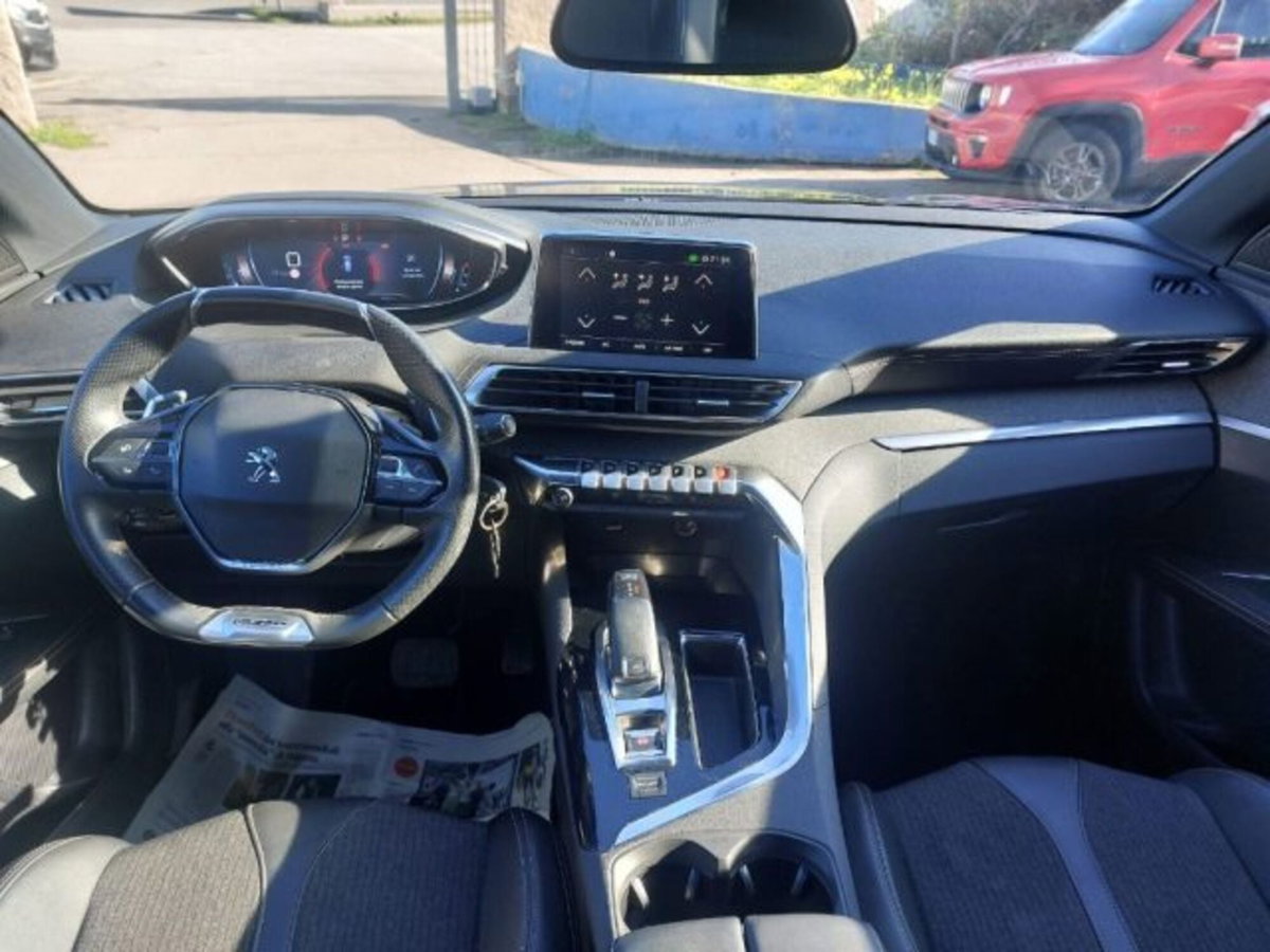 Peugeot 3008 BlueHDi 130 S&S EAT8 GT Line (10)