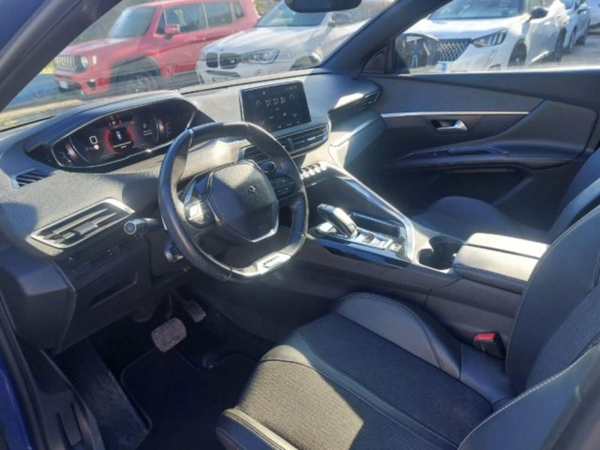 Peugeot 3008 BlueHDi 130 S&S EAT8 GT Line (9)