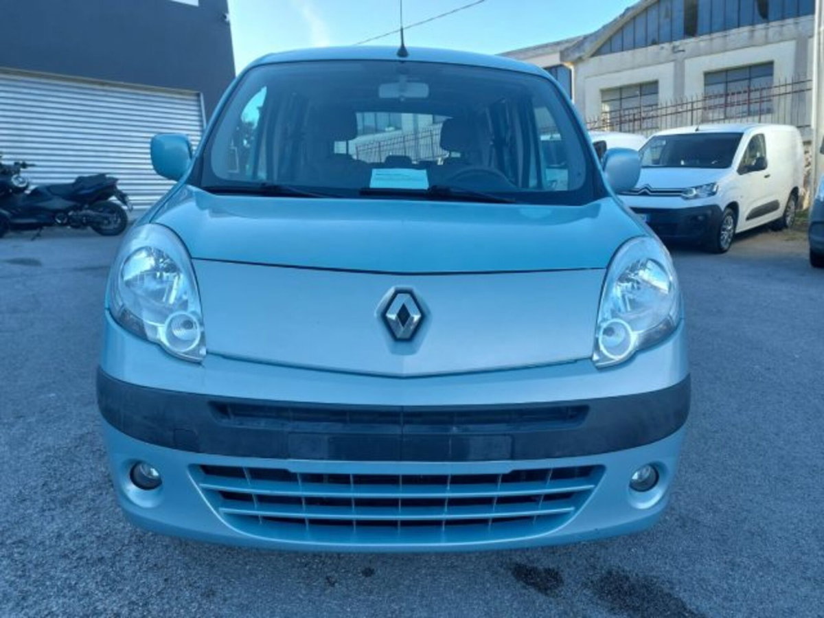 Renault Kangoo 1.6 105CV 5 porte Attractive (3)