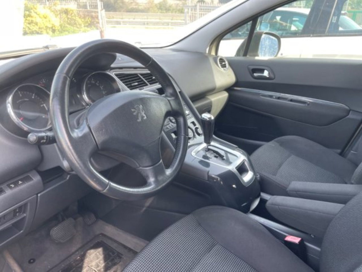 Peugeot 5008 2.0 HDi 163CV aut. Business (5)