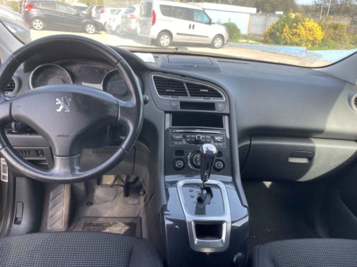 Peugeot 5008 2.0 HDi 163CV aut. Business (7)