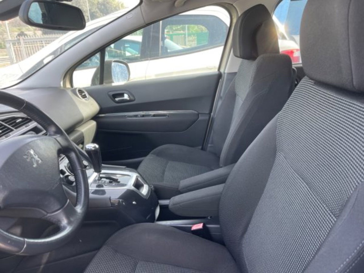 Peugeot 5008 2.0 HDi 163CV aut. Business (8)