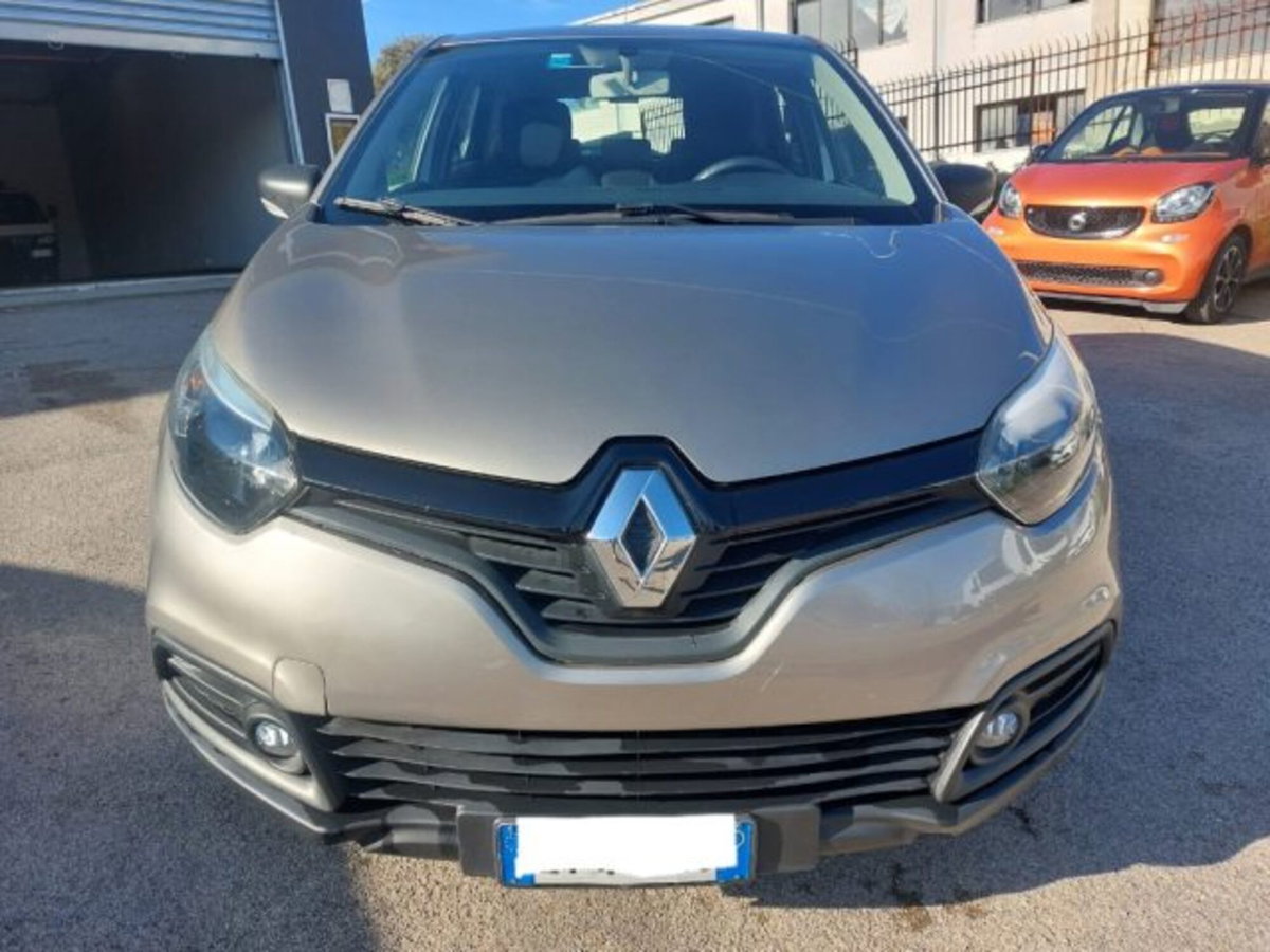 Renault Captur 1.5 dCi 8V 90 CV EDC Energy R-Link (3)