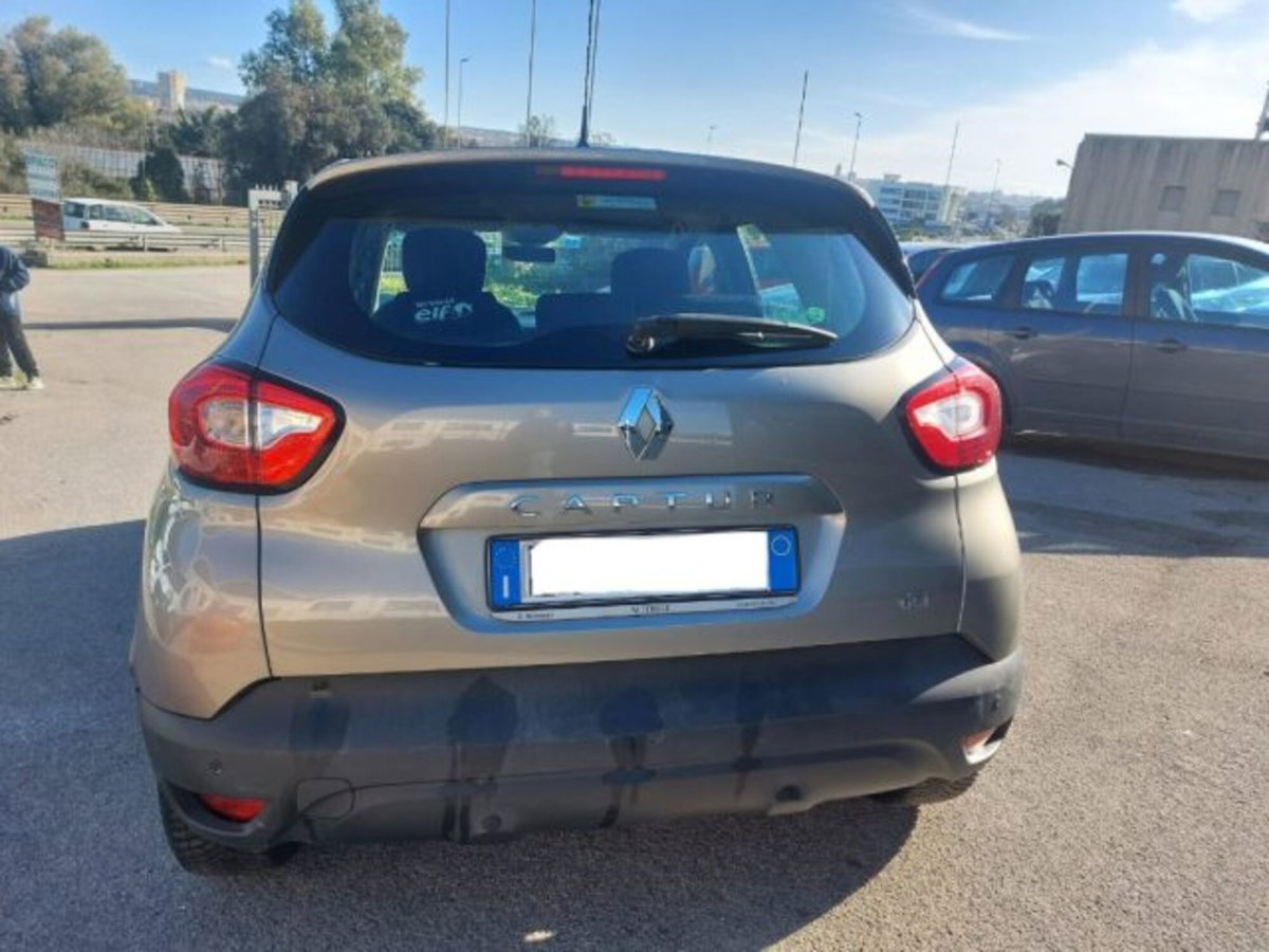 Renault Captur 1.5 dCi 8V 90 CV EDC Energy R-Link (8)