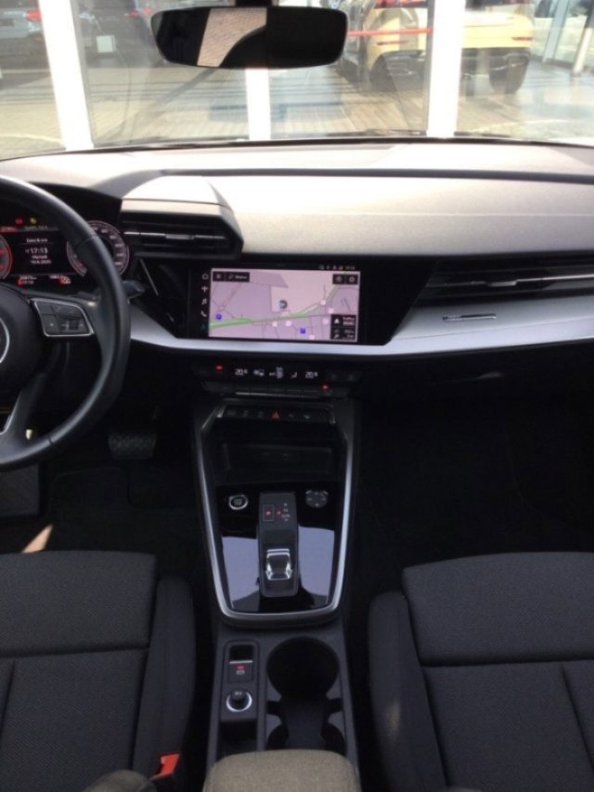 Audi A3 Sportback 35 TDI S tronic S line edition (14)