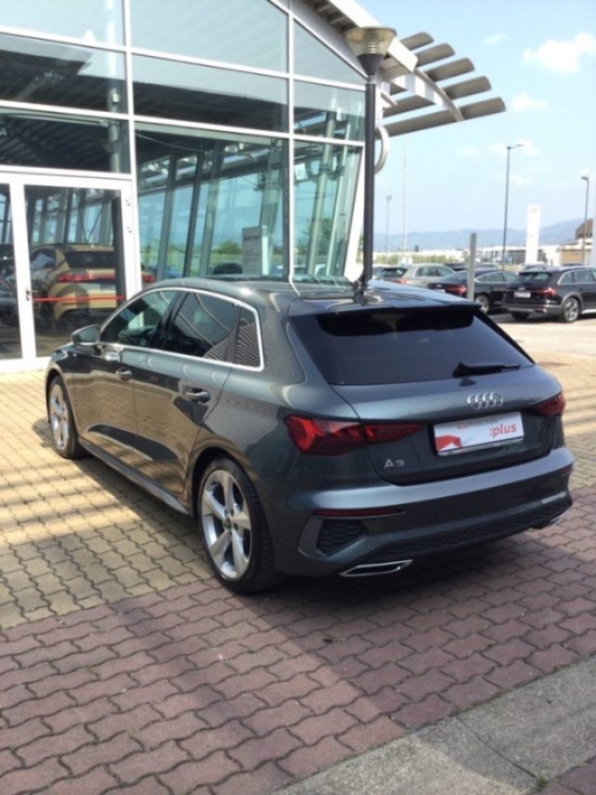Audi A3 Sportback 35 TDI S tronic S line edition (5)