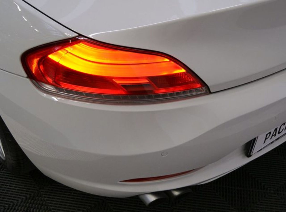 BMW Z4 Cabrio Z4 sDrive20i (20)