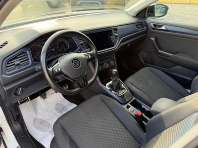 Volkswagen T-Roc 1.0 tsi Edition 110cv (6)