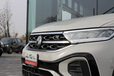 Volkswagen T-Roc 2.0 tdi R-Line 115cv (12)