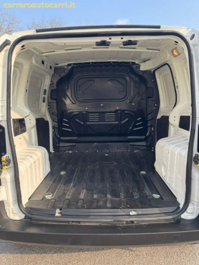 Fiat Fiorino Furgone cargo 1.3 mjt 95cv Adventure (8)
