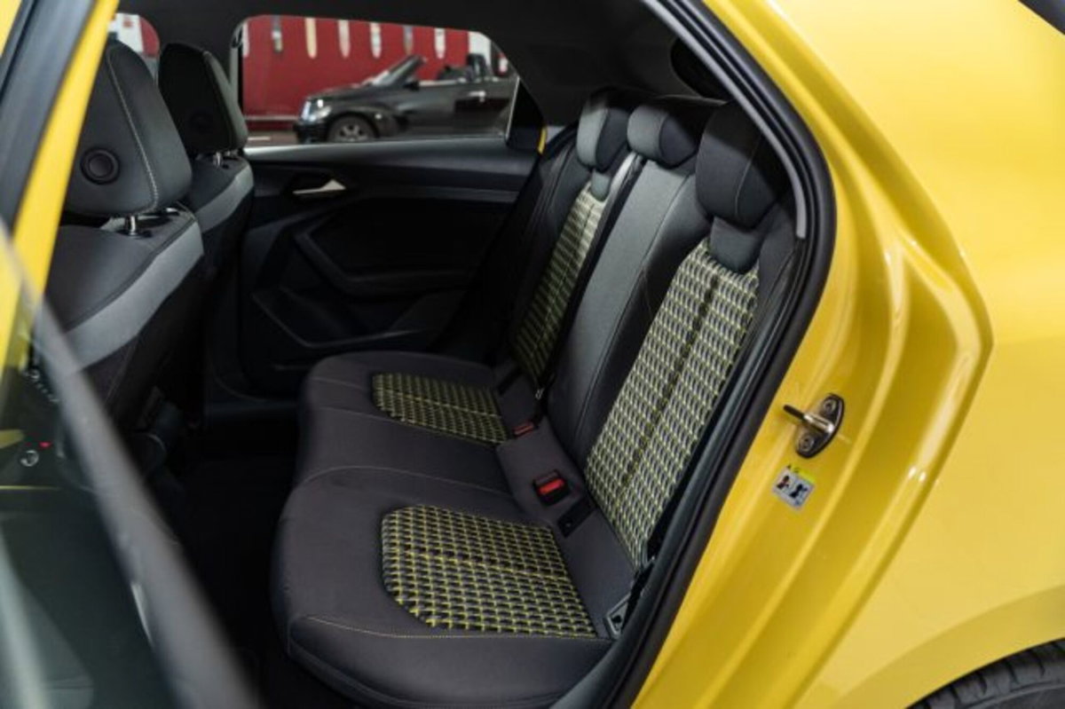 Audi A1 Sportback Sportback 25 1.0 tfsi Business (18)