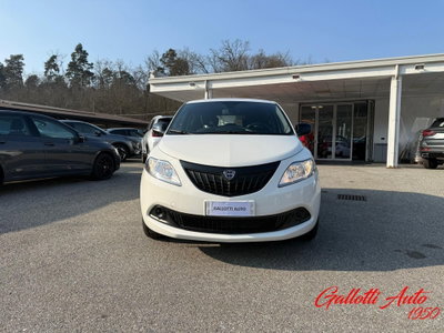 Lancia Ypsilon Multijet 16V Oro (3)