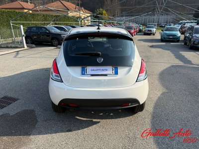 Lancia Ypsilon Multijet 16V Oro (5)