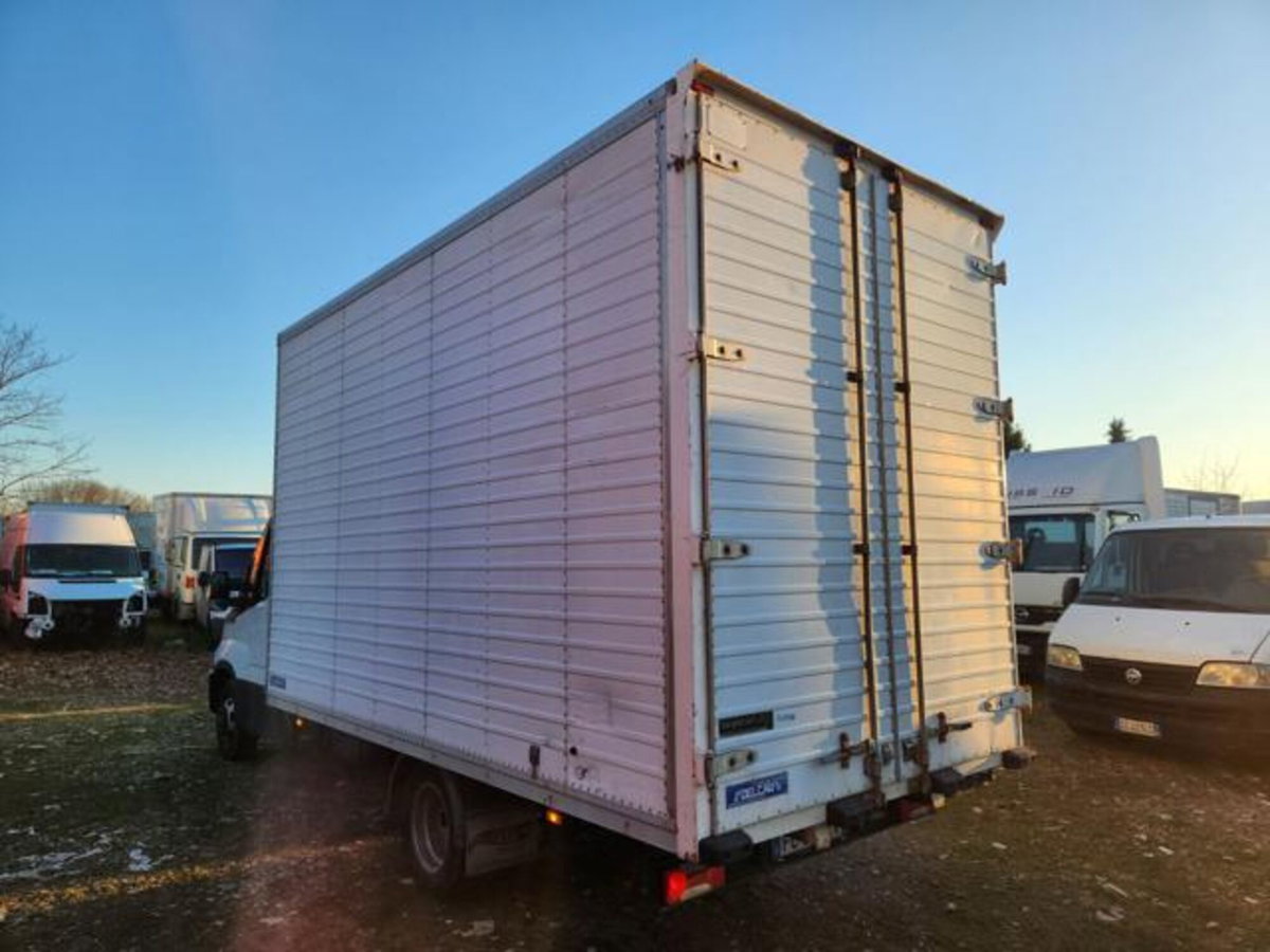 Iveco Daily Telaio 35C17 3.0 HPT PL-RG Cabinato (4)