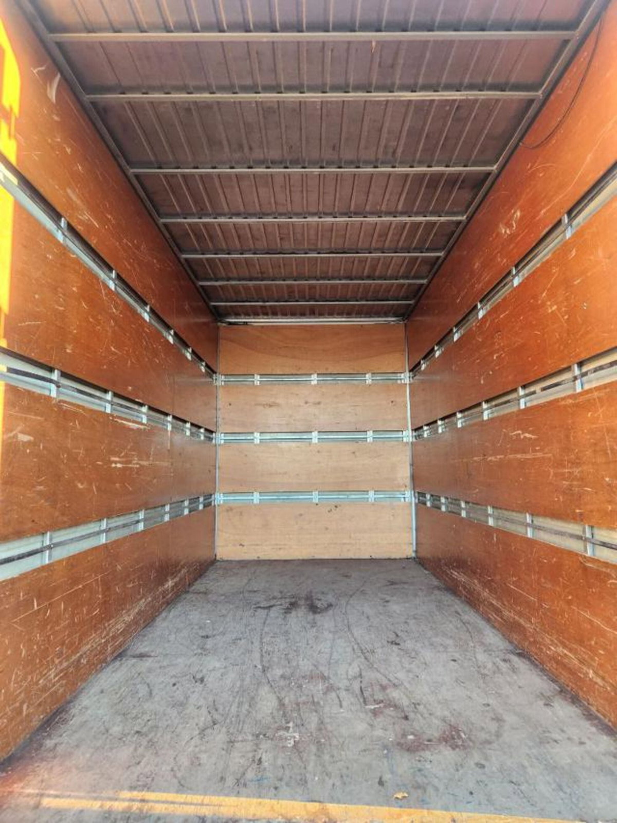Iveco Daily Telaio 35C17 3.0 HPT PL-RG Cabinato (6)