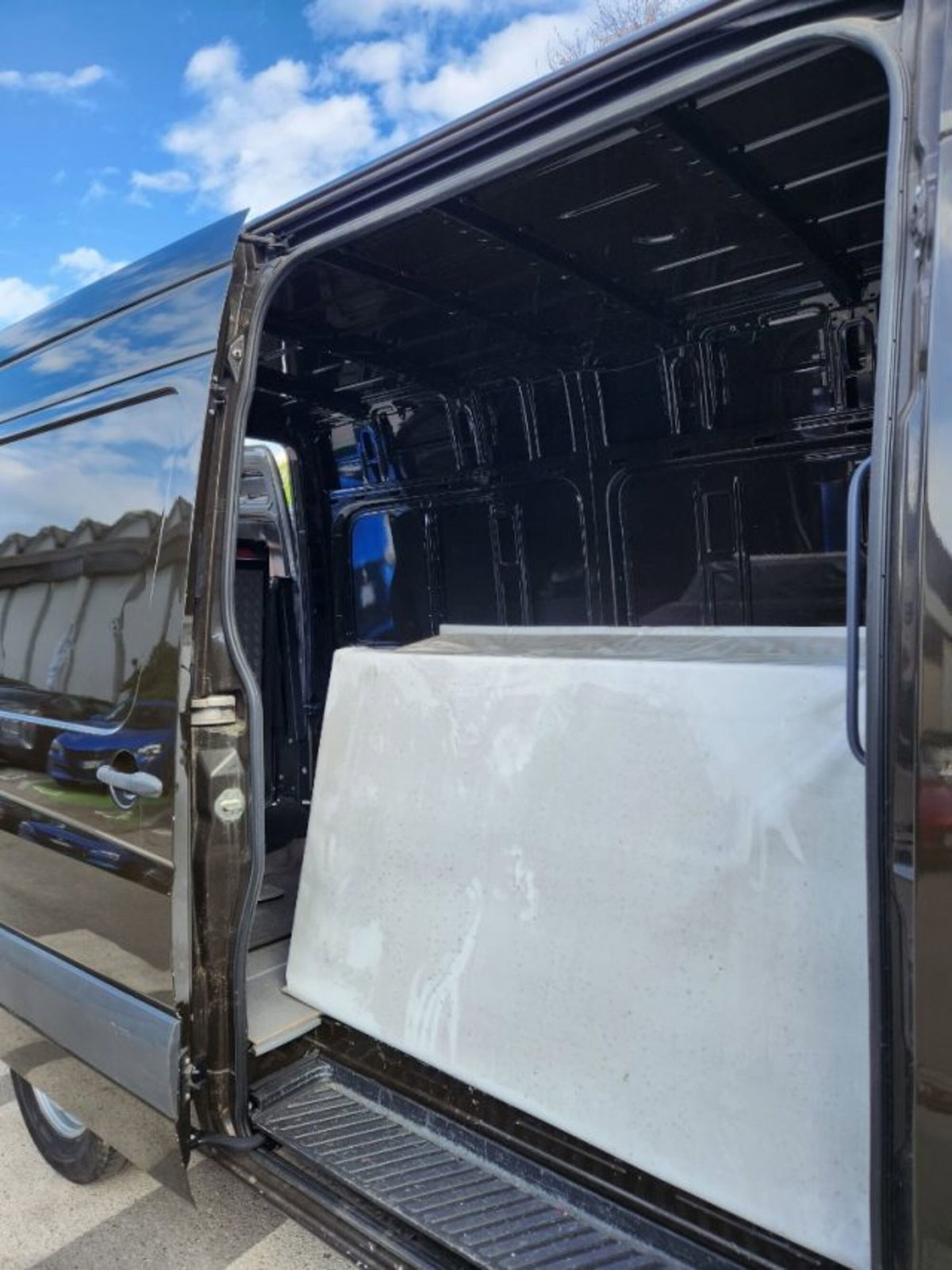 Mercedes-Benz Sprinter K32/32 313 CDI TN Kombi (3)