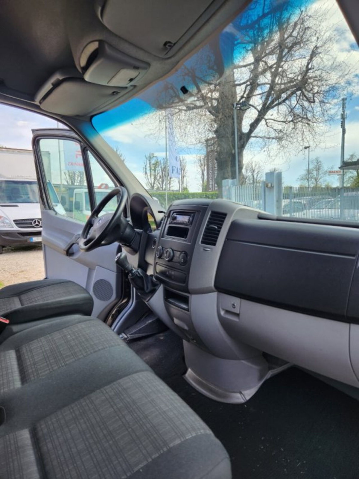 Mercedes-Benz Sprinter K32/32 313 CDI TN Kombi (5)