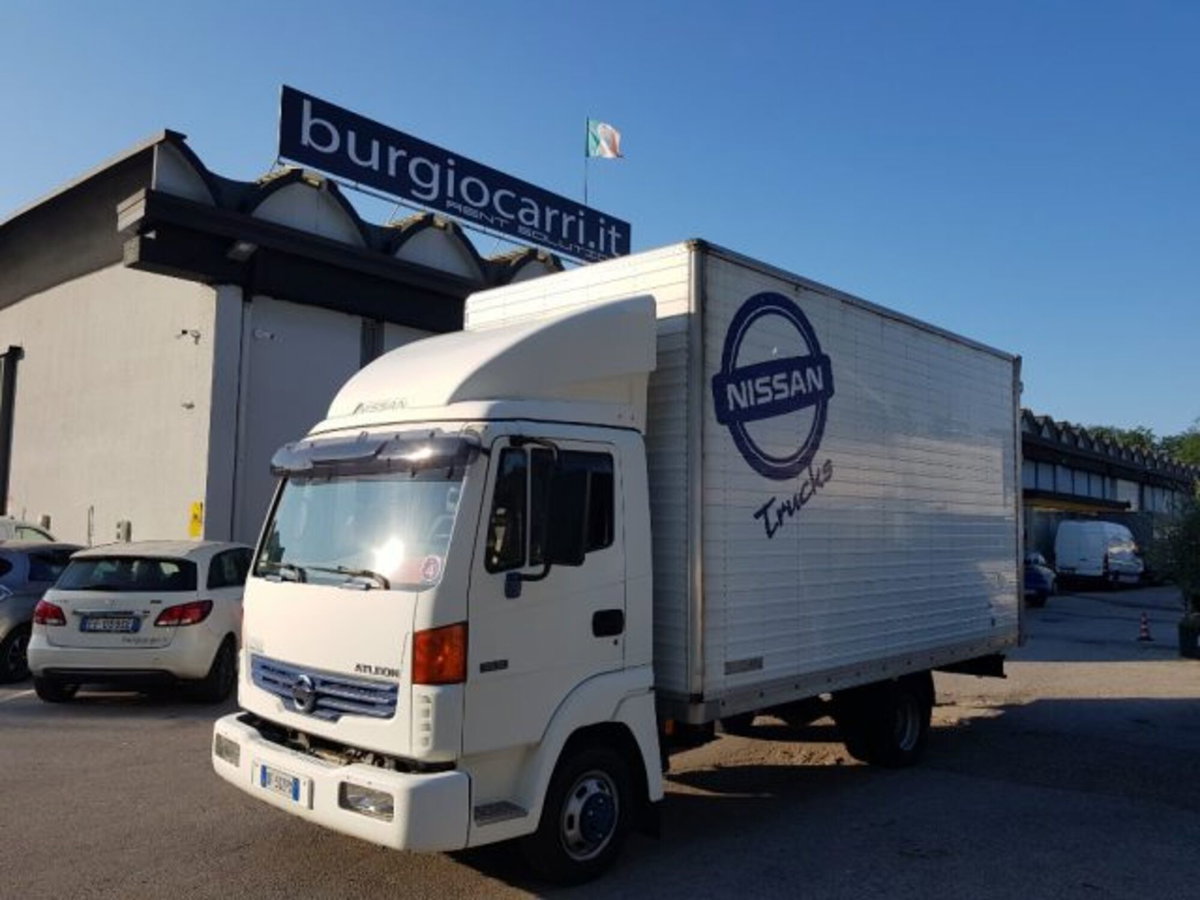 Nissan Atleon 35.15 HD 3.0 TDI PL-RG Cabinato