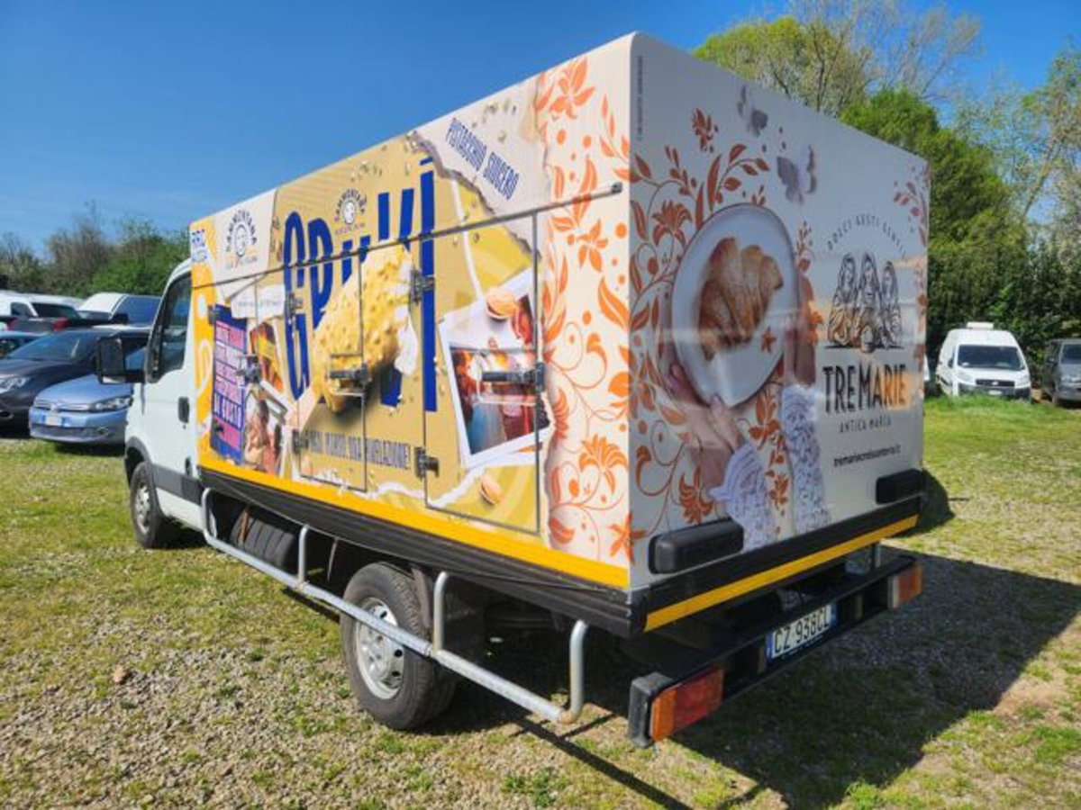 Iveco Daily Telaio 35S10 2.3 Hpi TDI PC Cabinato (4)