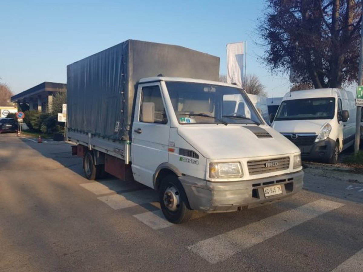 Iveco Daily Telaio 35.8 2.5 Diesel PM Cabinato Basic (4)