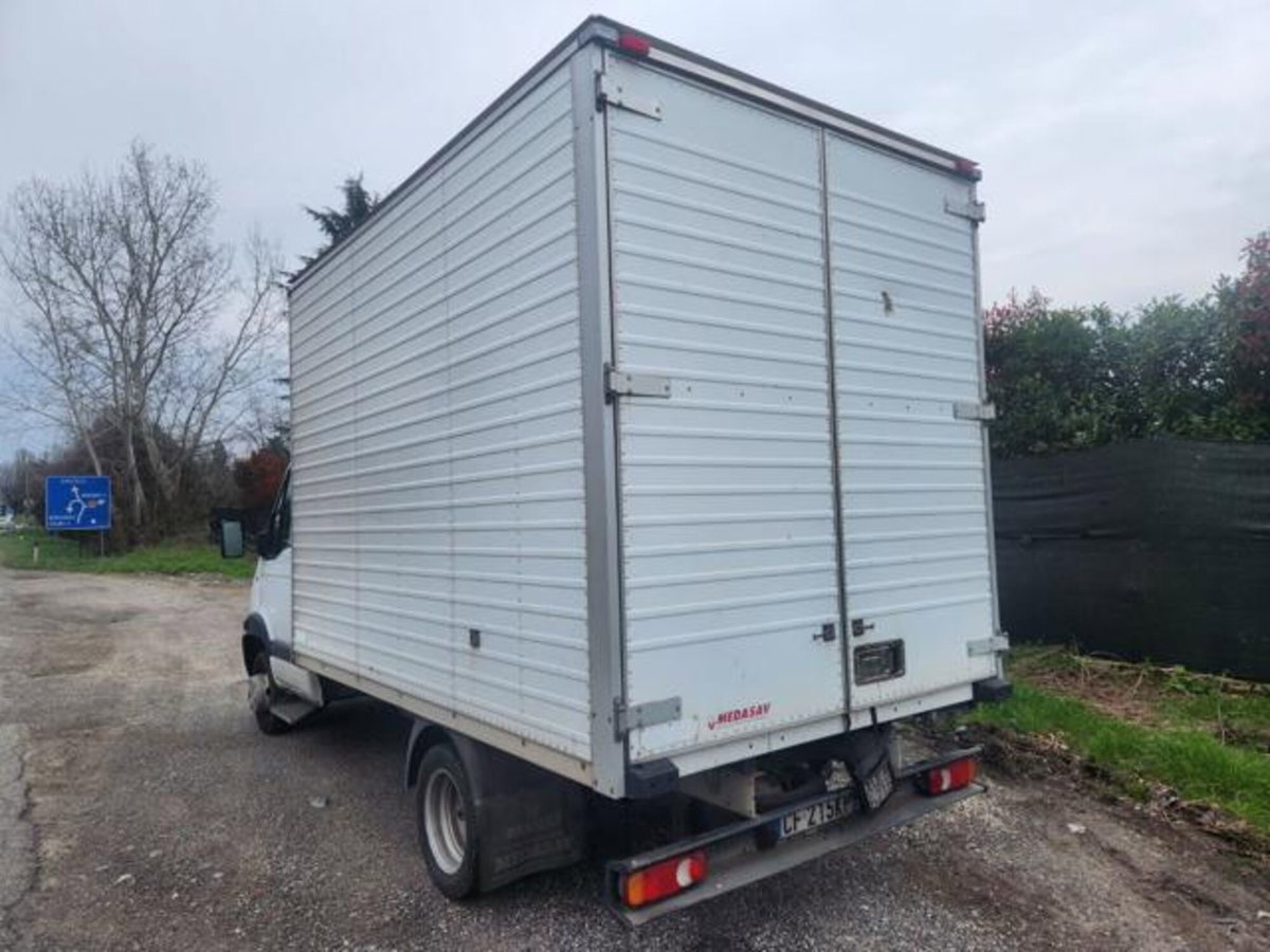 Renault Trucks Mascott Telaio 110.35 2.8 dCi PL Cabinato (4)