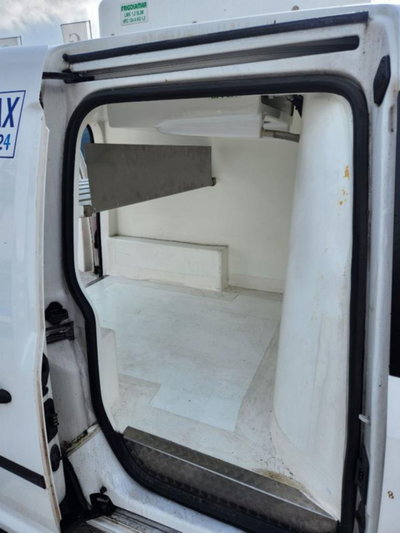 Volkswagen Veicoli Commerciali Caddy 1.4 TGI Kombi (6)