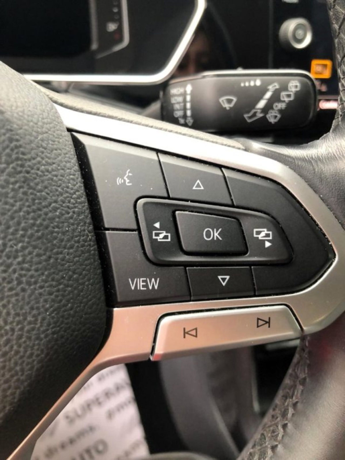 Volkswagen T-Cross 1.6 TDI SCR Urban BMT (18)