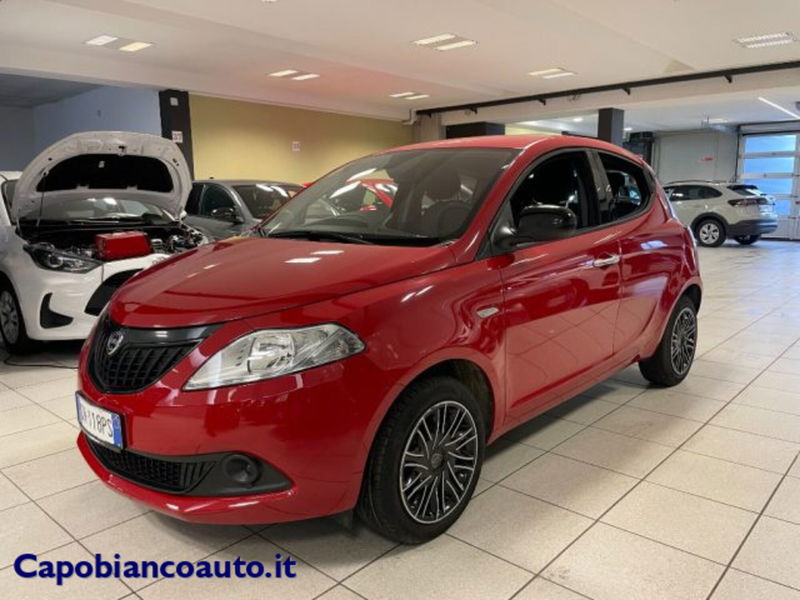 Lancia Ypsilon 1.0 FireFly 5 porte S&S Hybrid Ecochic A. Ferretti