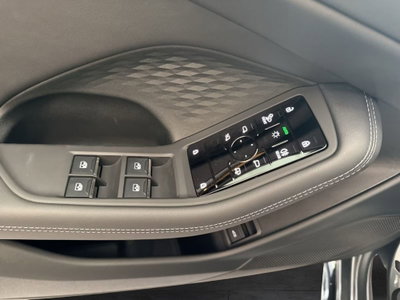 Audi A6 Avant 40 2.0 TDI S tronic Business Plus (14)