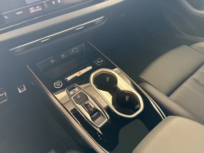 Audi A6 Avant 40 2.0 TDI S tronic Business Plus (17)
