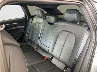 Audi A6 Avant 40 2.0 TDI S tronic Business Plus (8)