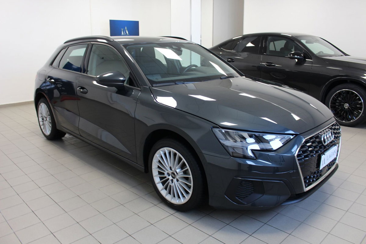 Audi A3 Sportback 30 TFSI S tronic Business (3)