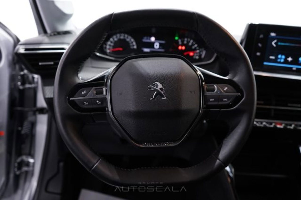 Peugeot 208 1.2 puretech Active s&s 75cv (12)