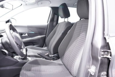Peugeot 208 1.2 puretech Active s&s 75cv (11)