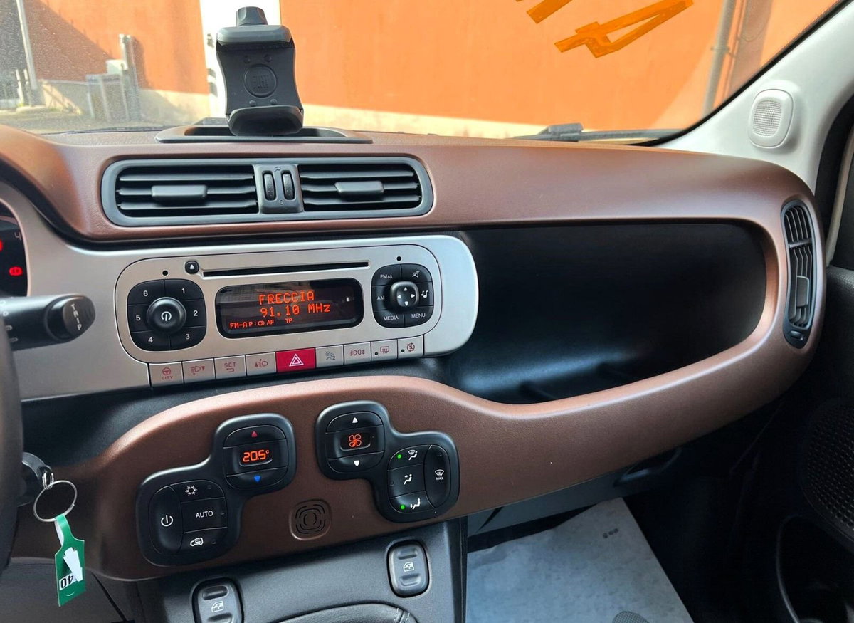 Fiat Panda Cross Cross 1.3 MJT 95 CV S&S 4x4 (10)