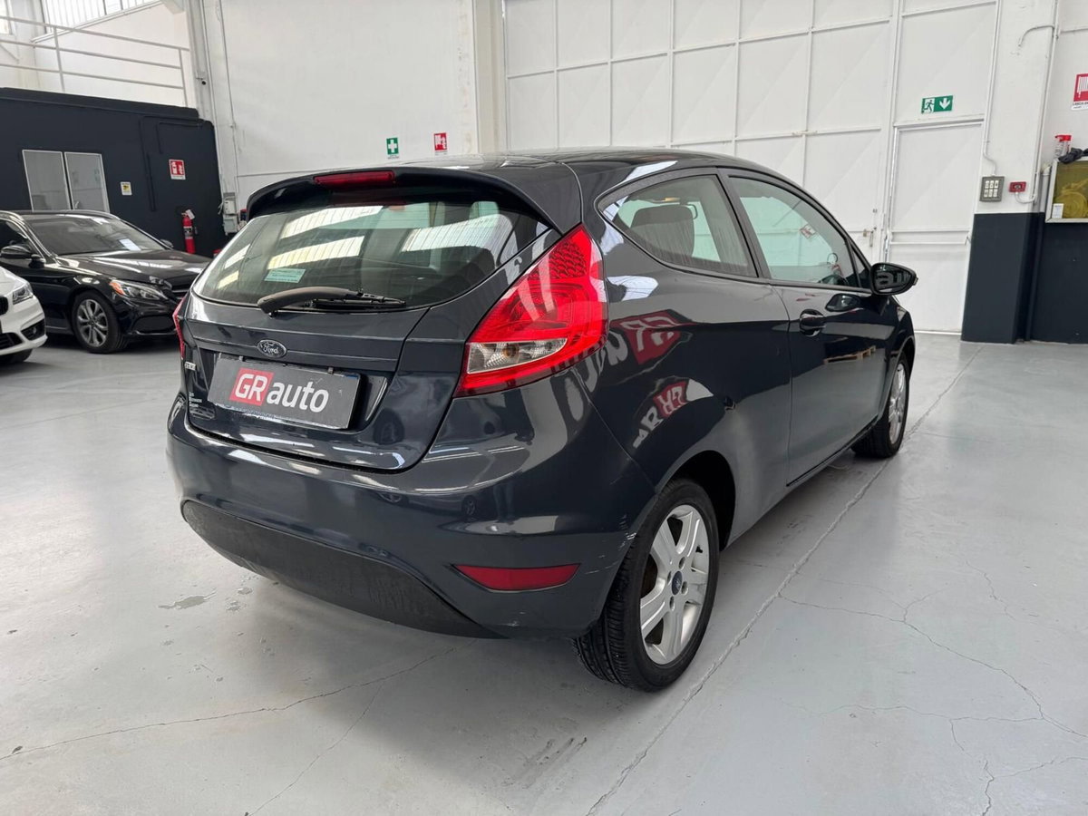 Ford Fiesta 1.4 TDCi 3p. Titanium (7)