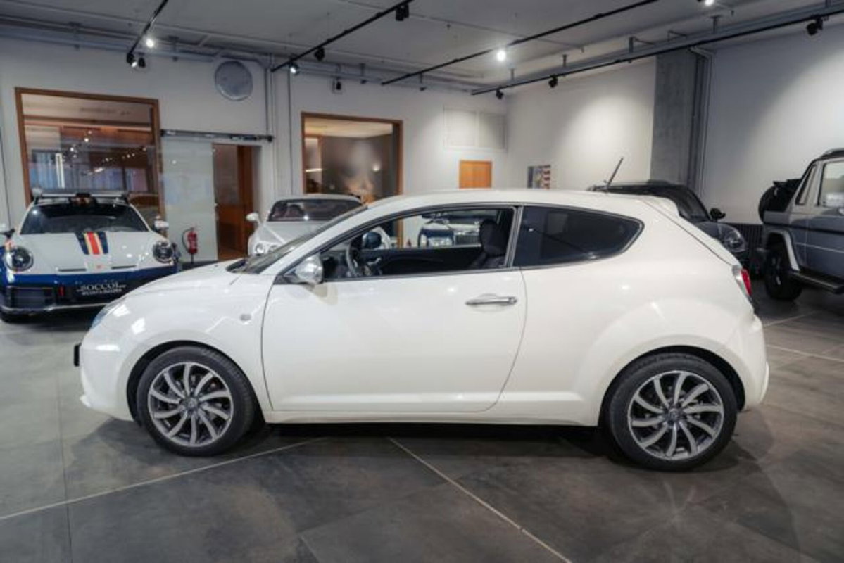 Alfa Romeo MiTo 1.3 JTDm 95 CV S&S (4)