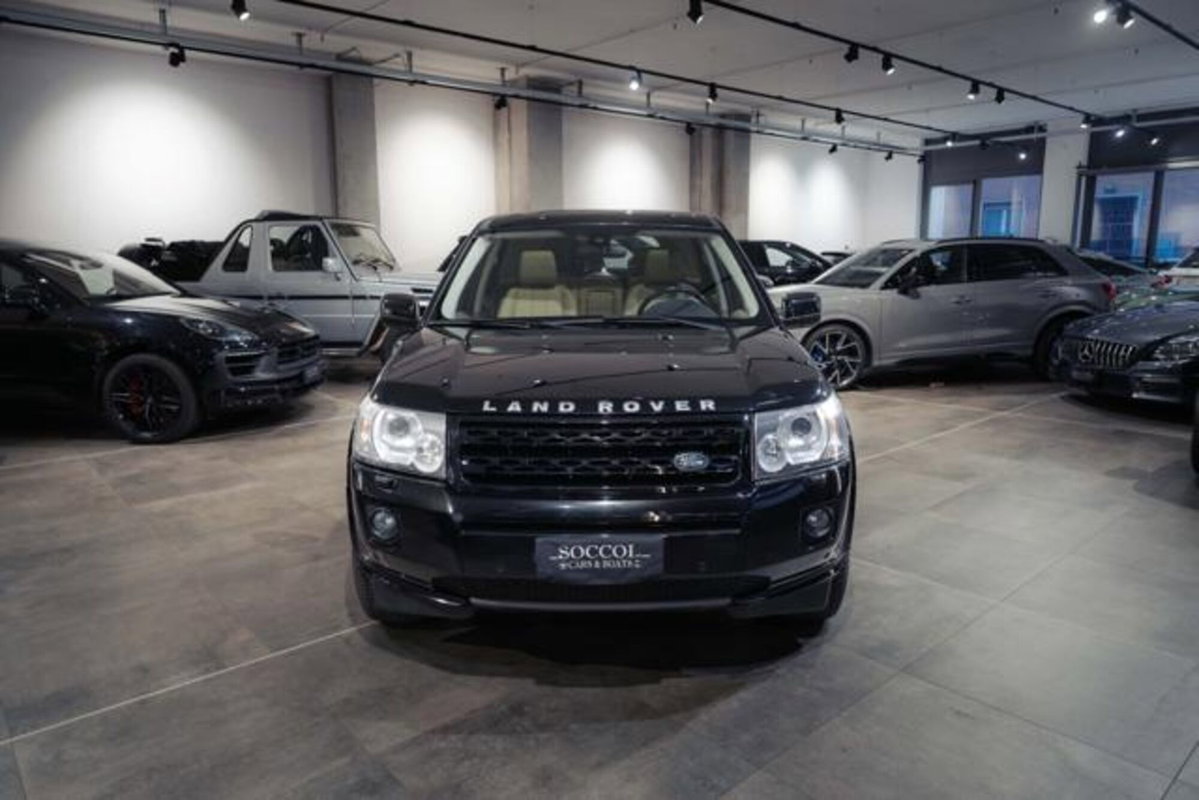 Land Rover Freelander 2.2 SD4 S.W. HSE (2)