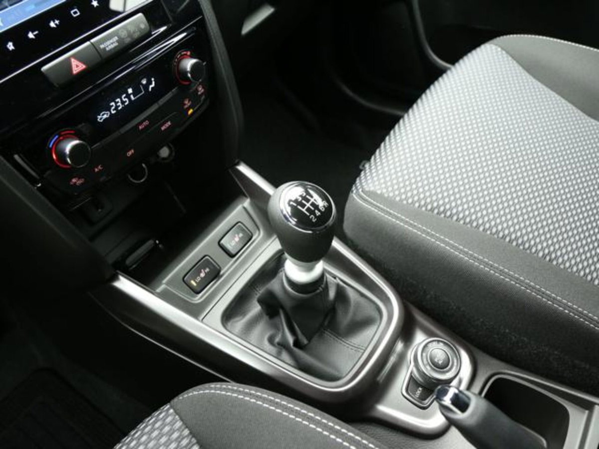 Suzuki Vitara 1.4 Hybrid 4WD AllGrip Easy Cool (13)