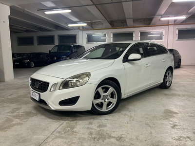 Volvo V60 D3 Geartronic Kinetic usata