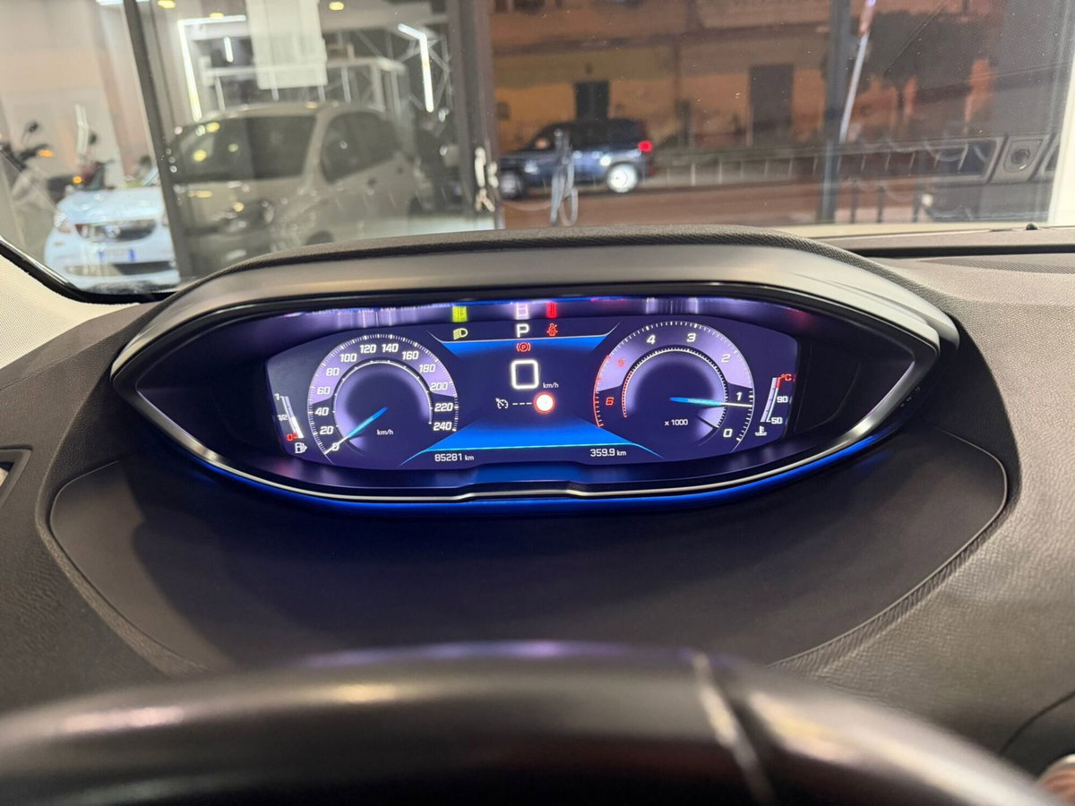 Peugeot 3008 BlueHDi 130 S&S EAT8 Allure Pack (9)