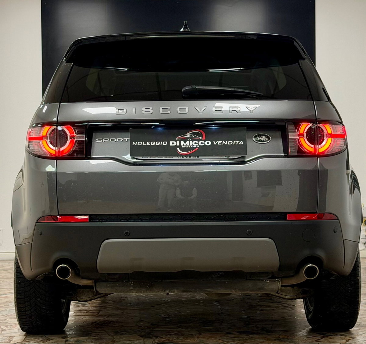 Land Rover Discovery Sport 2.0 TD4 150 CV HSE Luxury (6)