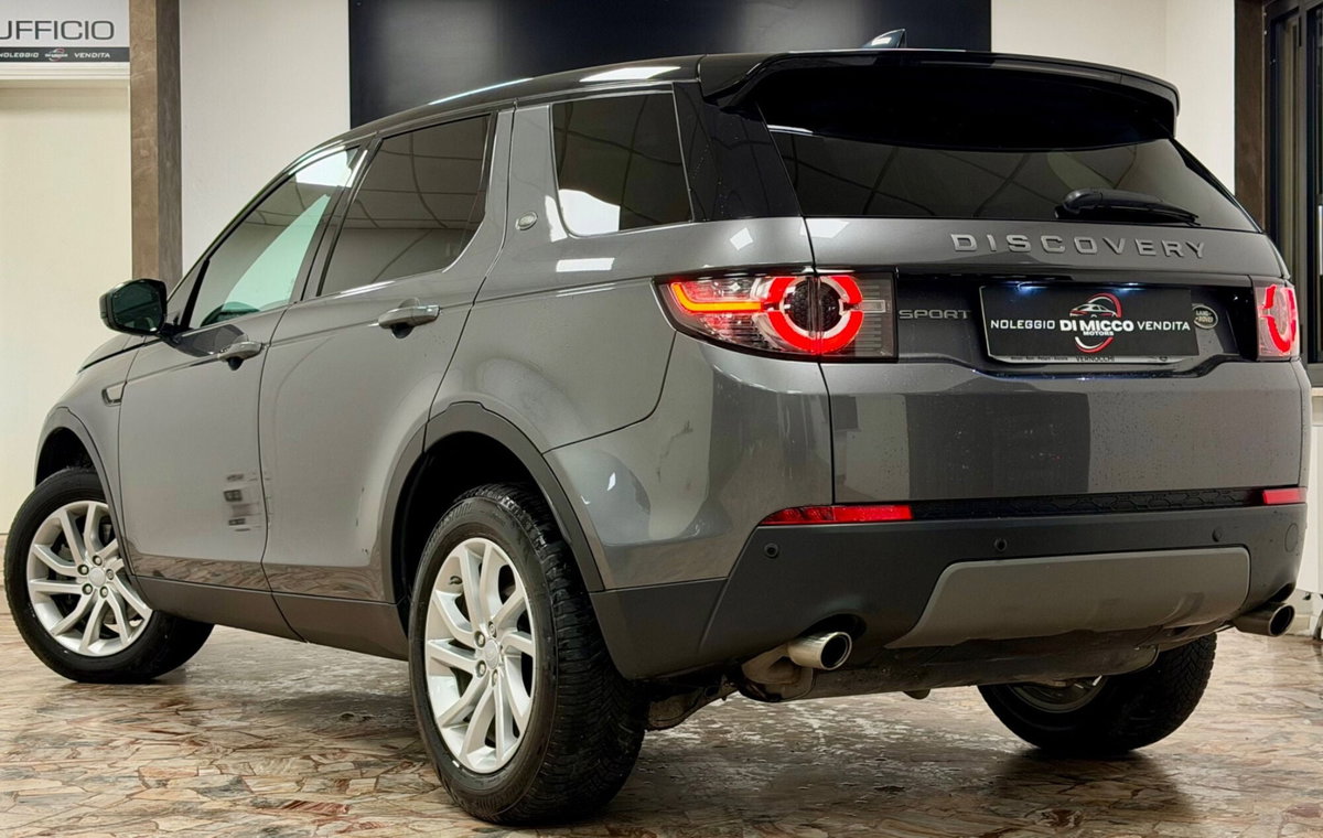 Land Rover Discovery Sport 2.0 TD4 150 CV HSE Luxury (7)