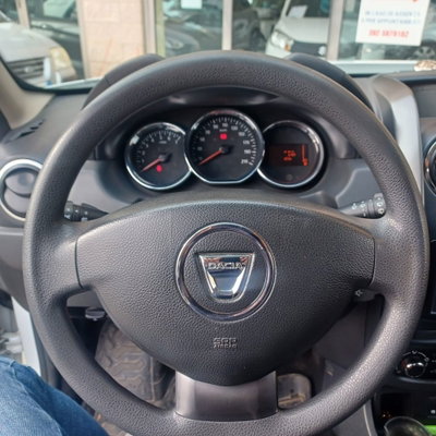 Dacia Duster 1.5 dCi 110CV Start&Stop 4x2 Ambiance (17)