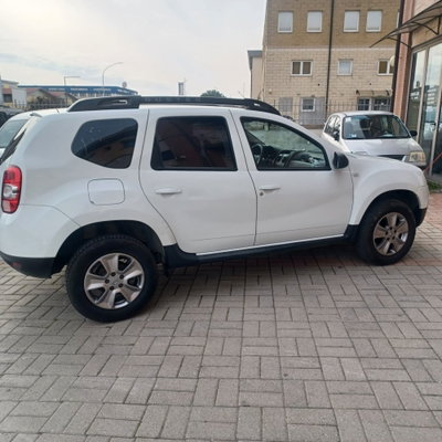 Dacia Duster 1.5 dCi 110CV Start&Stop 4x2 Ambiance (6)