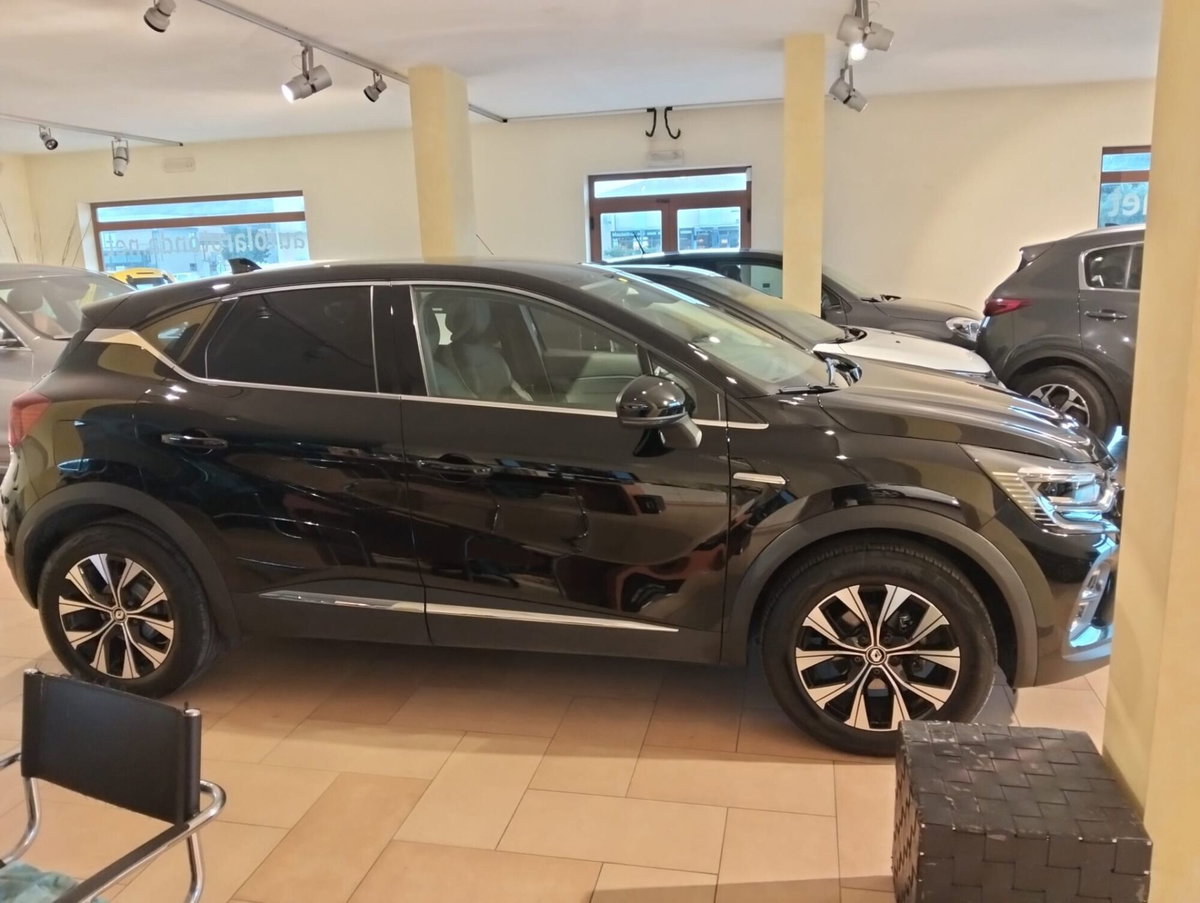 Renault Captur TCe 90 CV Techno (4)