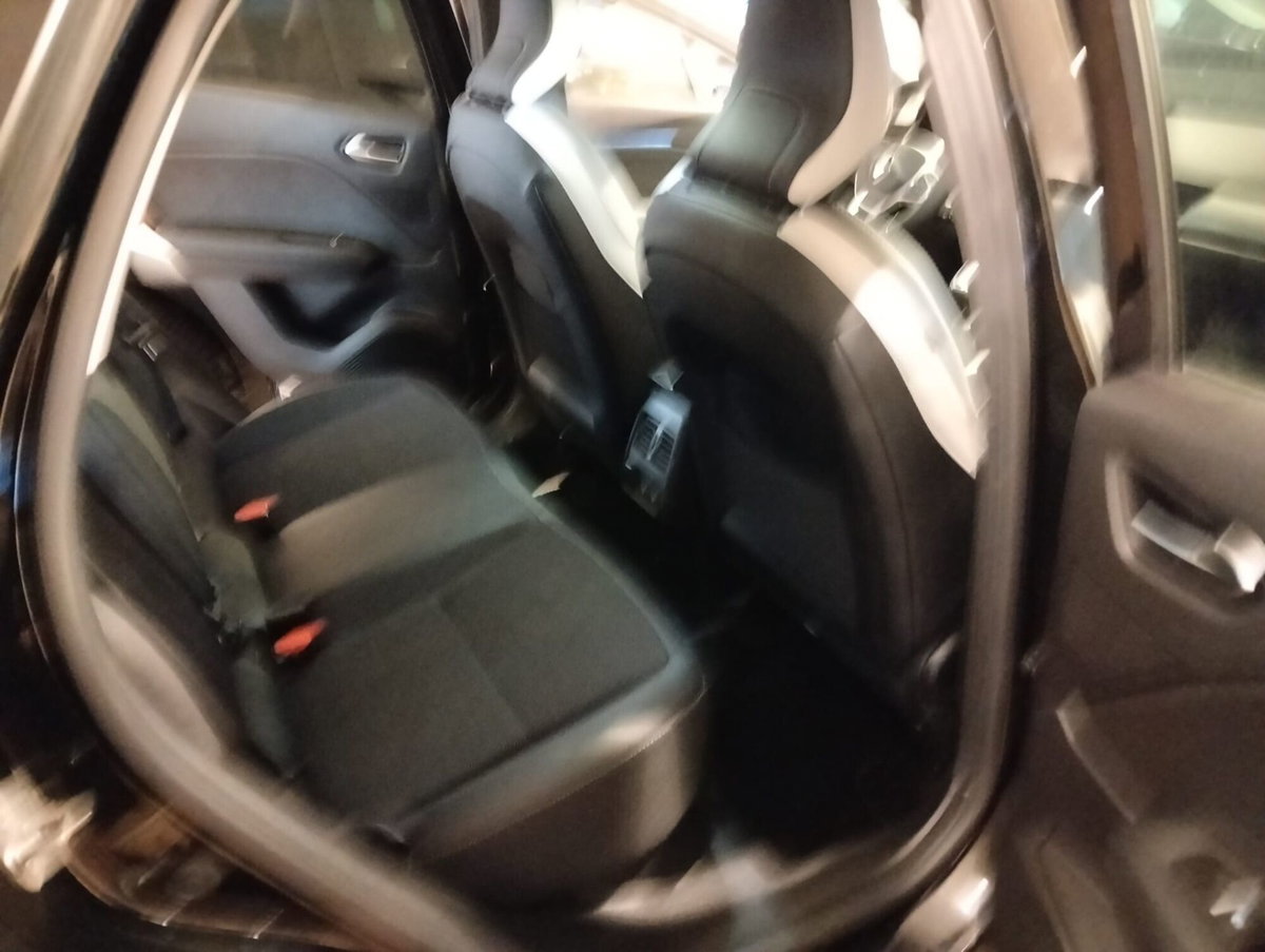 Renault Captur TCe 90 CV Techno (6)
