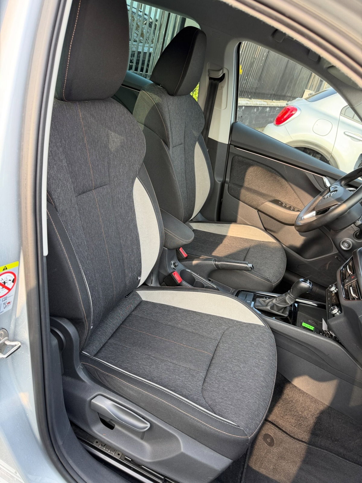 Skoda Kamiq 1.0 TSI 115 CV Dark Shade (13)