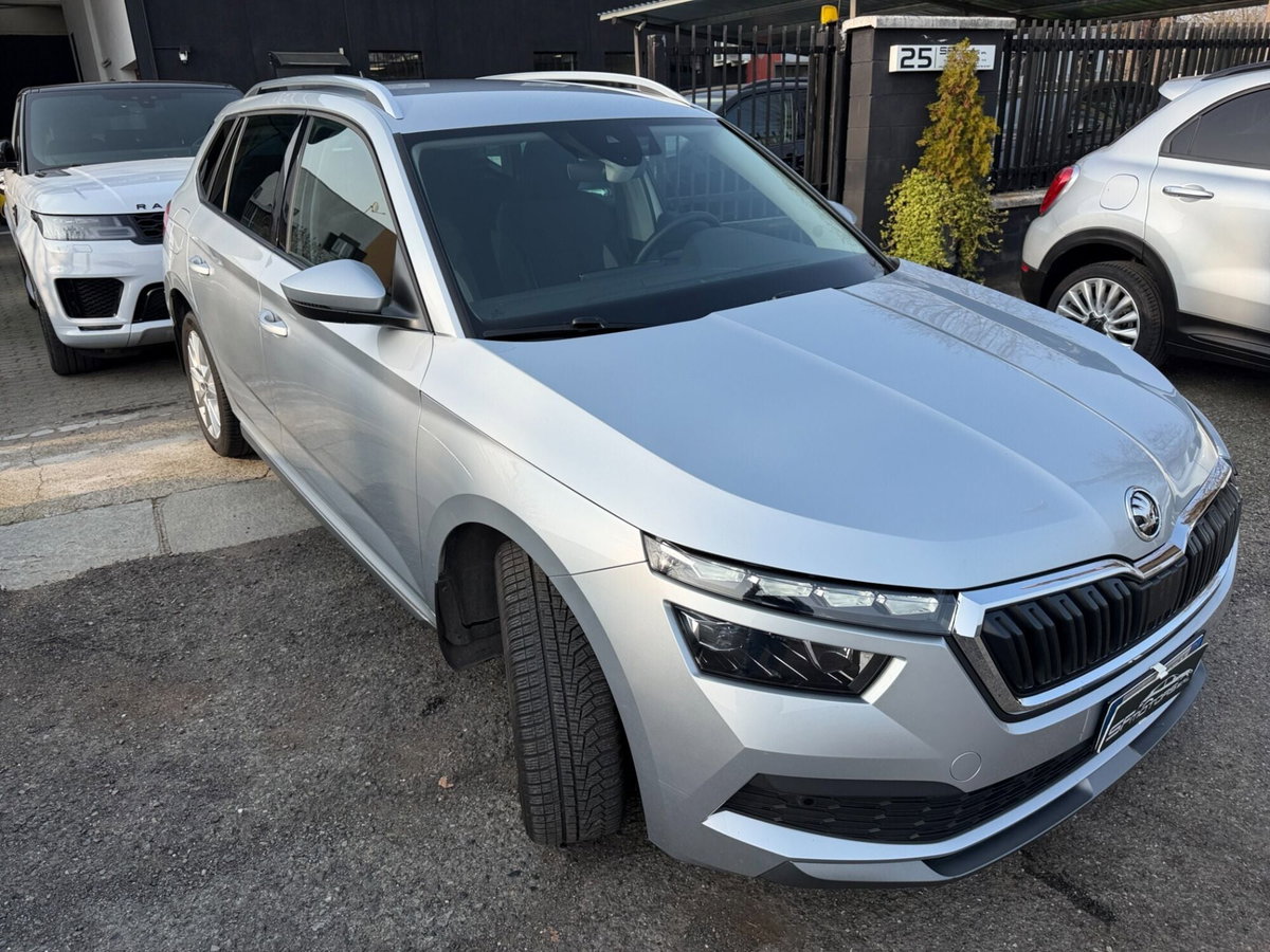 Skoda Kamiq 1.0 TSI 115 CV Dark Shade (6)
