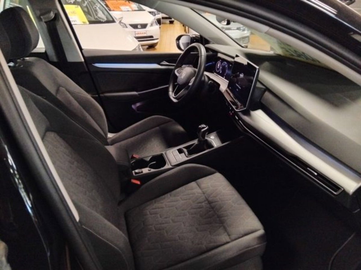 Volkswagen Golf 2.0 TDI SCR Life (12)